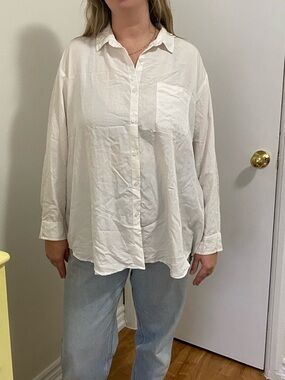 White Button-Front Collared Blouse